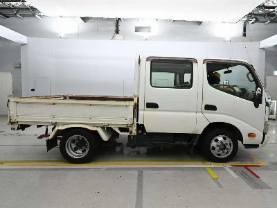 TOYOTA DYNA