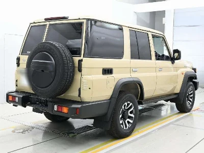 TOYOTA LAND CRUISER