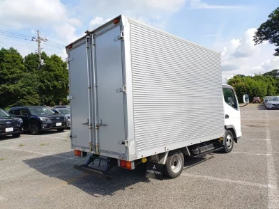 MITSUBISHI CANTER