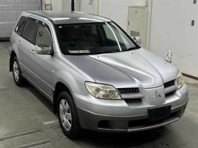 MITSUBISHI AIRTREK