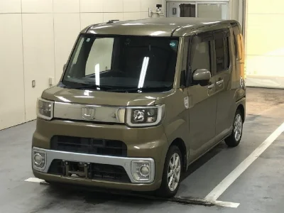 DAIHATSU WAKE