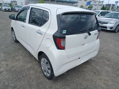 DAIHATSU MIRA E S