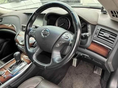 NISSAN FUGA