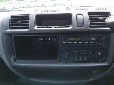 NISSAN VANETTE TRUCK