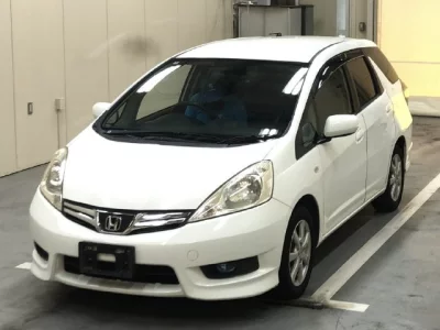 HONDA FIT SHUTTLE