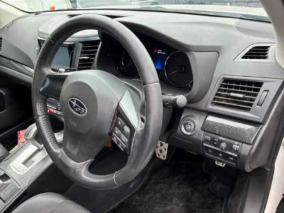 SUBARU LEGACY B4