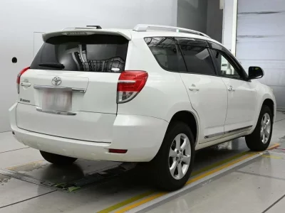 TOYOTA VANGUARD