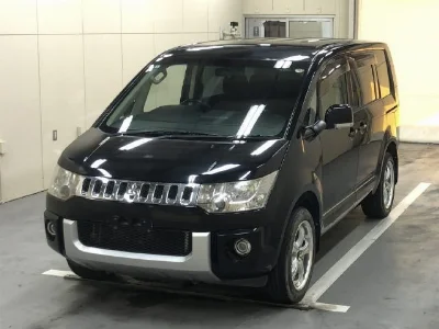 MITSUBISHI DELICA D5