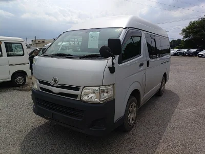 TOYOTA REGIUS ACE VAN