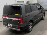 Цена авто Mitsubishi  с аукционов Японии, номер кузова CV1W, пробег 75 000, оценка 8