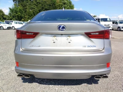 LEXUS IS