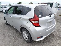 Цена авто Nissan Note с аукционов Японии, номер кузова HE12, пробег 205 000, оценка 