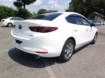 MAZDA MAZDA3
