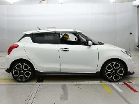 Цена авто Suzuki Swift с аукционов Японии, номер кузова ZC33S, пробег 80 000, оценка 3