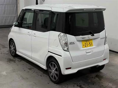 MITSUBISHI EK SPACE CUSTOM