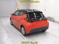 Цена авто Toyota Yaris с аукционов Японии, номер кузова MXPA10, пробег 23 000, оценка 3