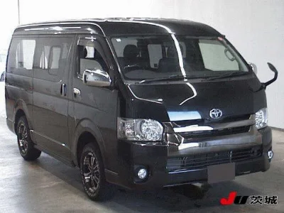 TOYOTA HIACE VAN
