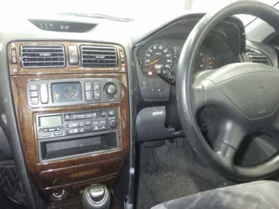 MITSUBISHI GALANT