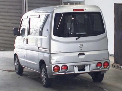 NISSAN CLIPPER VAN