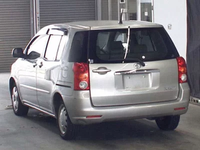 TOYOTA RAUM