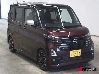 NISSAN ROOX