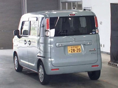 Suzuki SPACIA