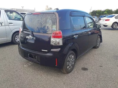 TOYOTA SPADE