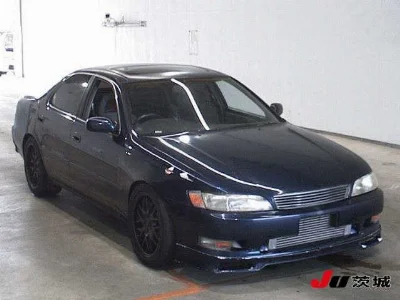 TOYOTA CRESTA