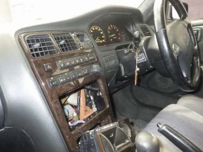 TOYOTA CRESTA