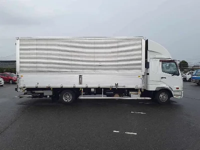MITSUBISHI FUSO FIGHTER