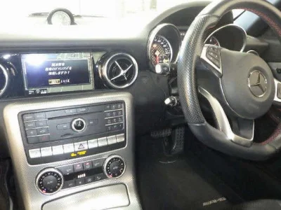 MERCEDES BENZ SLC