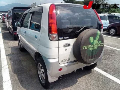 DAIHATSU TERIOS KID