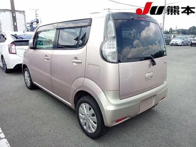 SUZUKI MRWAGON
