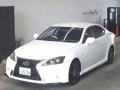 LEXUS IS