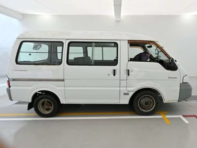 NISSAN VANETTE VAN