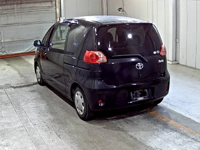 TOYOTA PORTE