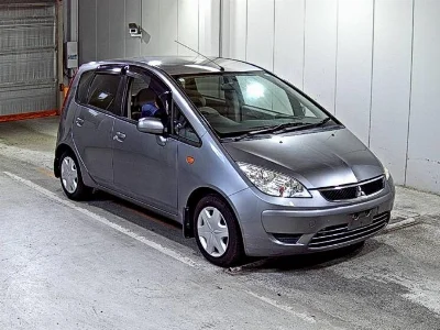 MITSUBISHI COLT