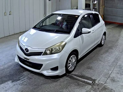 TOYOTA VITZ