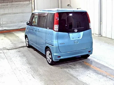 NISSAN ROOX