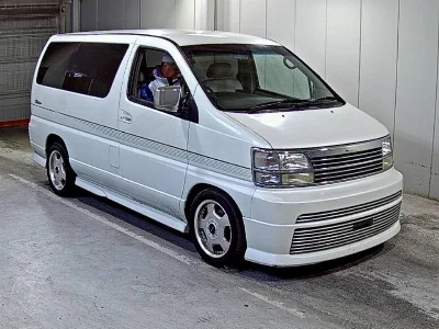NISSAN ELGRAND