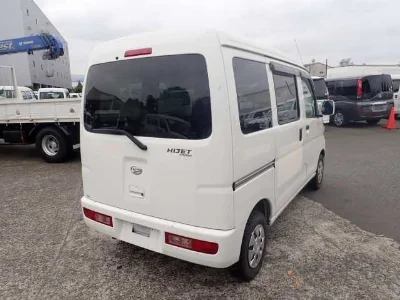 DAIHATSU HIJET VAN