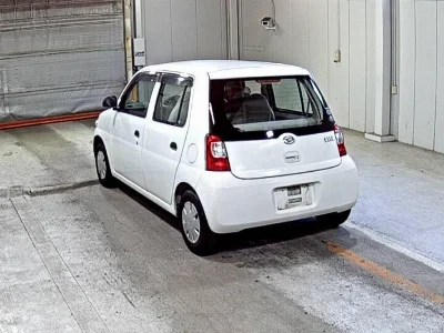 DAIHATSU ESSE