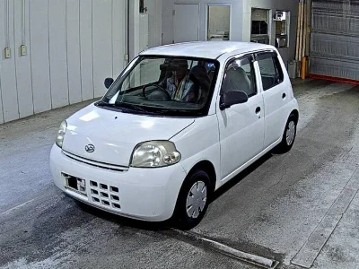 DAIHATSU ESSE