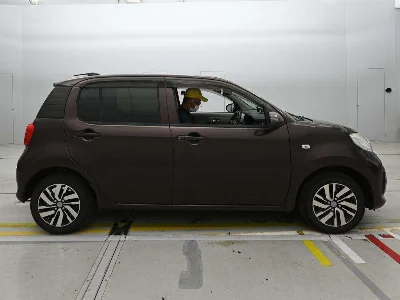 DAIHATSU BOON