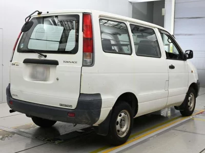 TOYOTA TOWN ACE VAN