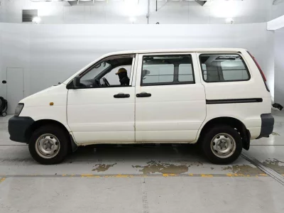 TOYOTA TOWN ACE VAN