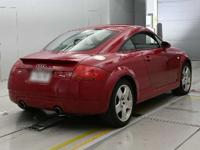 AUDI TT