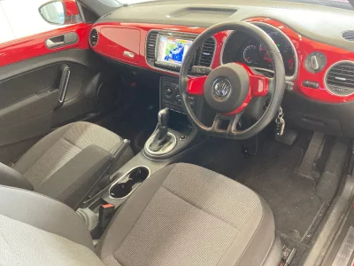 VOLKSWAGEN THE BEETLE