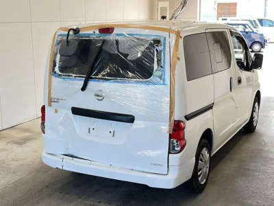 NISSAN NV200