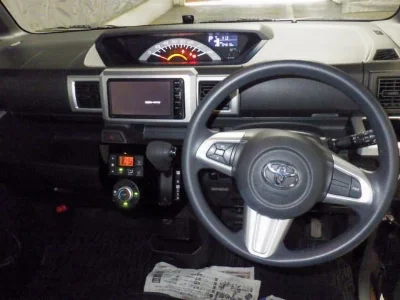 TOYOTA PIXIS MEGA